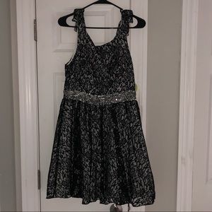 Fun little black dress!